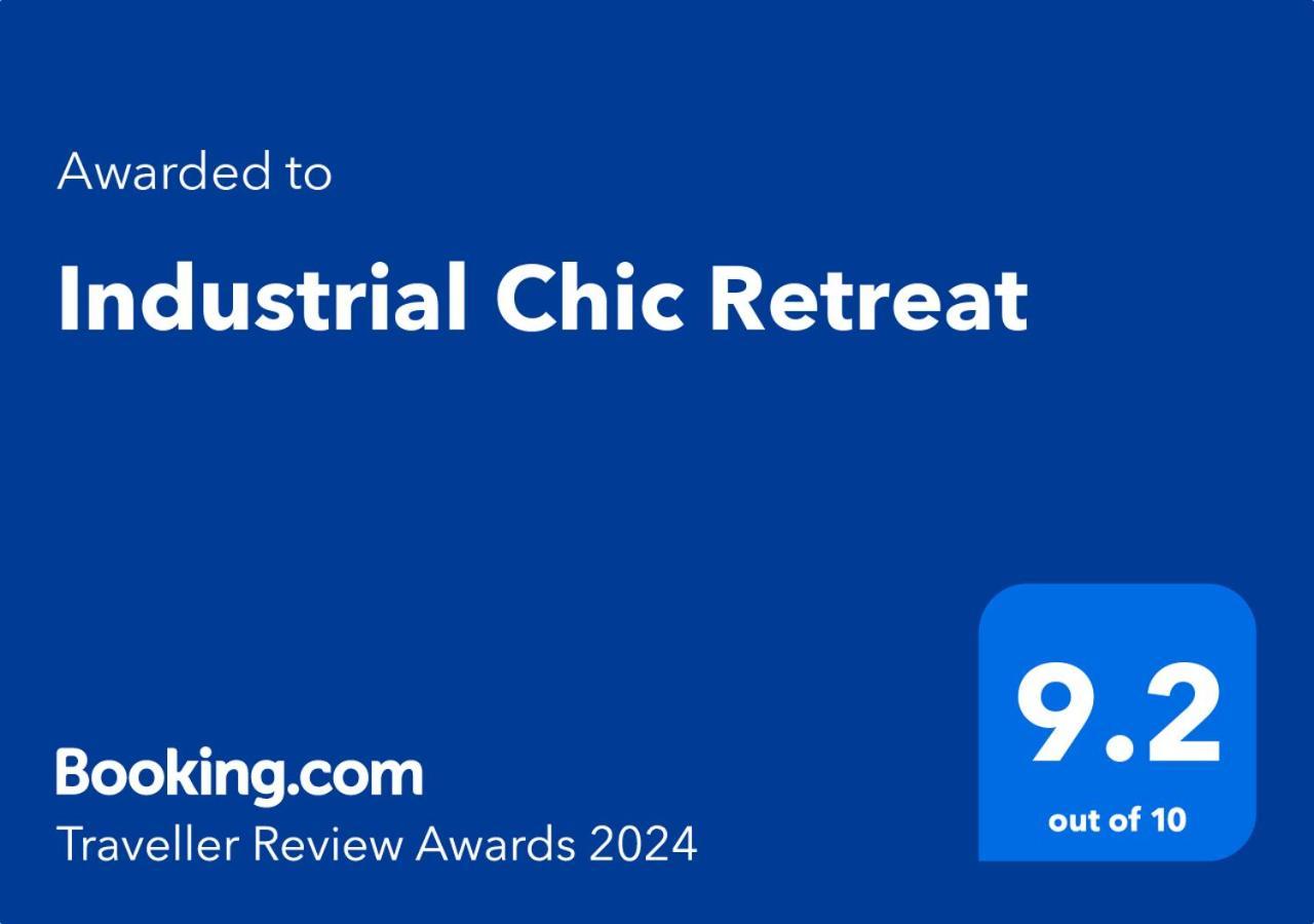 Al QurayyahIndustrial Chic Retreatアパートメント エクステリア 写真